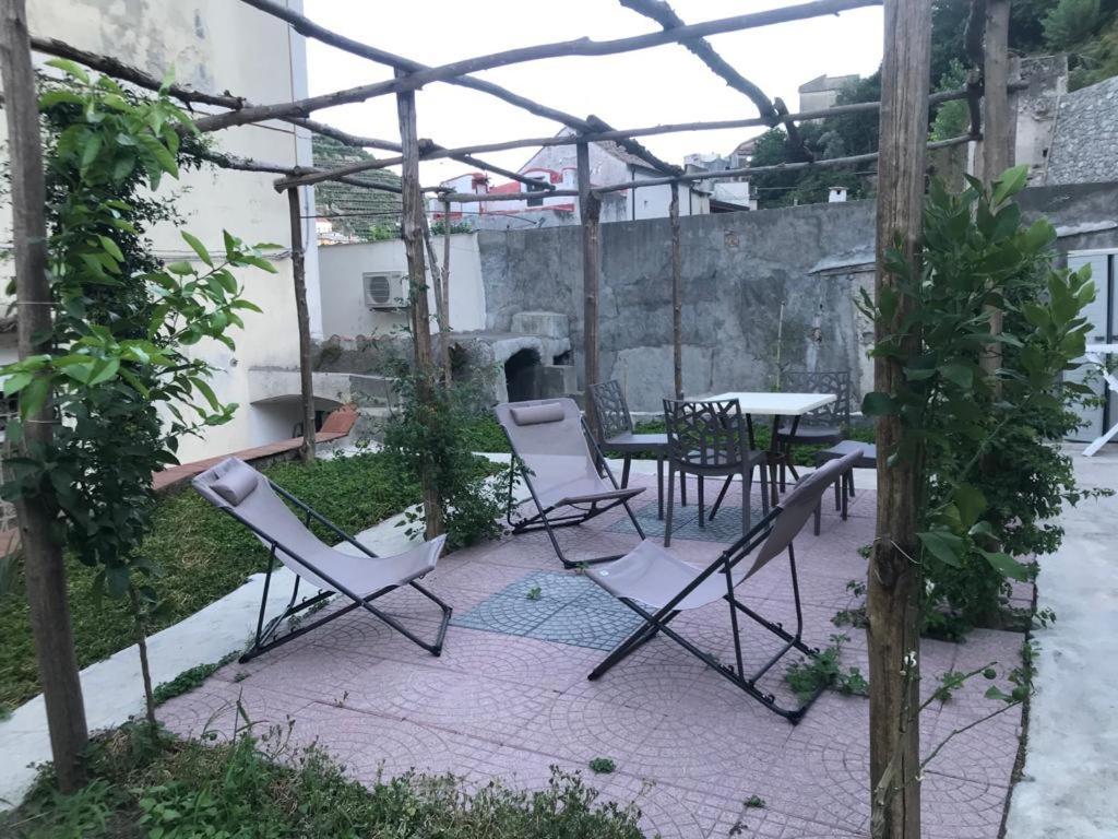 Casa Annali - House And Garden By The Amalfi Coast Villa Майори Екстериор снимка